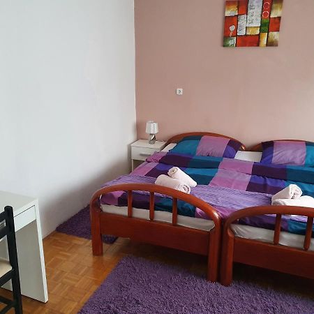 Apartmani Lovro Ogulin Exteriör bild