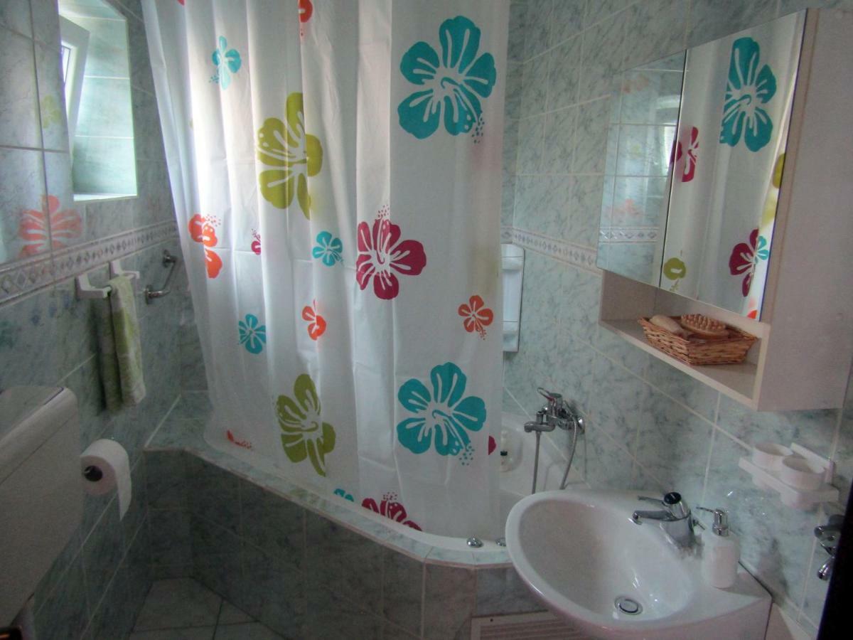 Apartmani Lovro Ogulin Exteriör bild